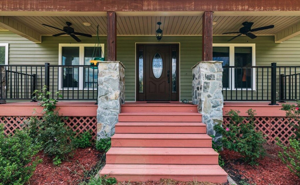 11208 Range Road — additional photograph